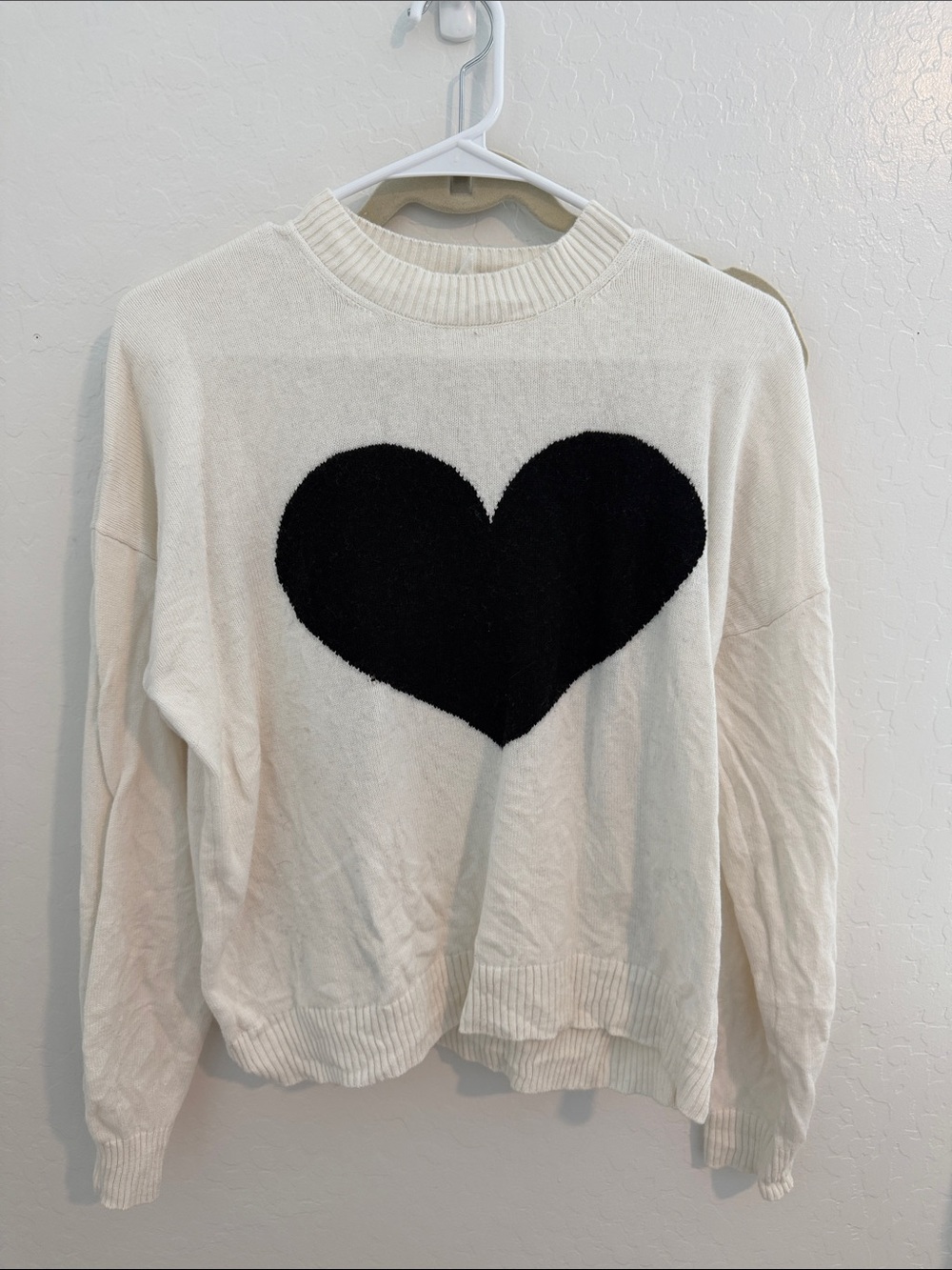 Splendid White Crewneck Sweater with Black Heart
